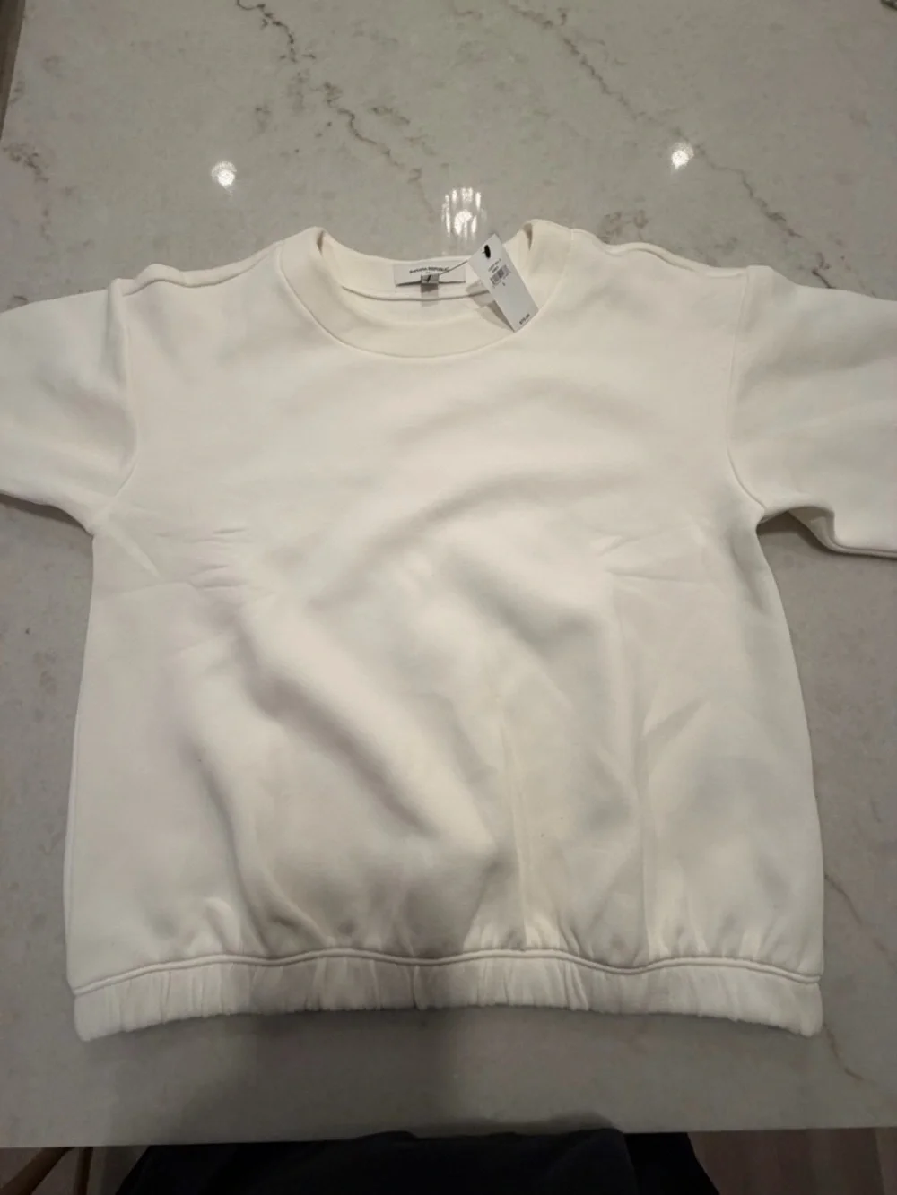 BANANA REPUBLIC Everyday Minimal Cream Crewneck Sweatshirt! NWT! S